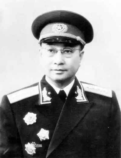 “元帅翻译家”刘伯承