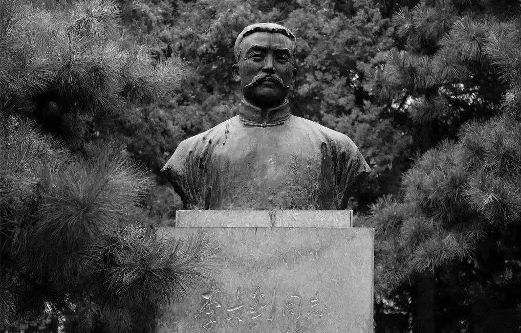 李大钊：联系中国现实读书，坚决不当“蛀书虫”