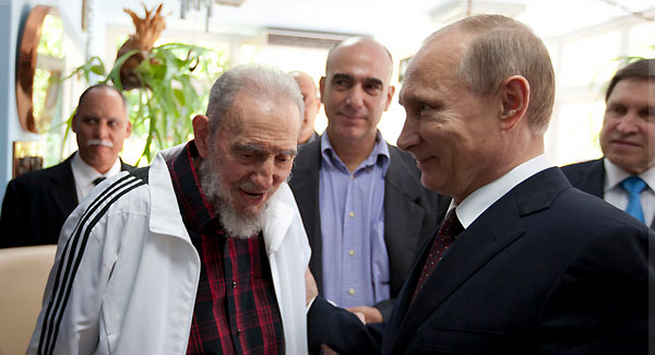 当地时间7月11日，俄罗斯总统普京在访问古巴期间看望卡斯特罗