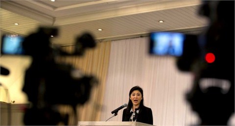 泰国局势最新消息：军方政变后首露面 英拉自辩“大米渎职”案