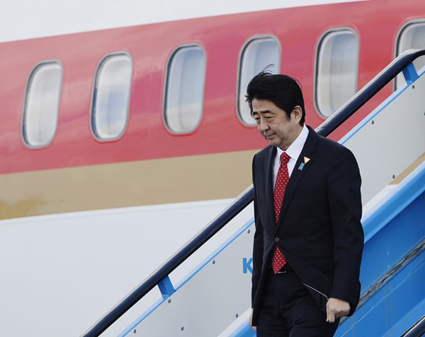 安倍晋三成为日本历史上出访国家最多的首相