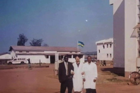 中医在卢旺达