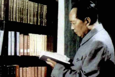中国社会主义经济学派的奠基者和开创者——毛泽东对社会主义政治经济学的探索和贡献