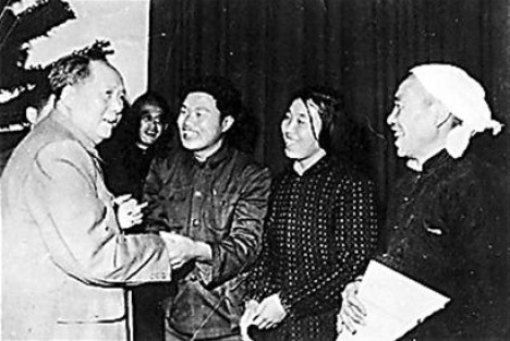 劳模表彰——毛泽东群众路线思想的应用实践