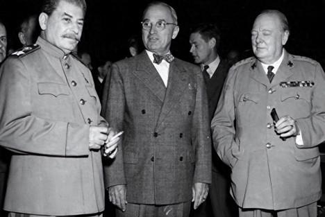 张文木：丘吉尔、斯大林、毛泽东对原子弹的态度