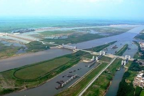 徐海亮：新中国水利建设不容否定