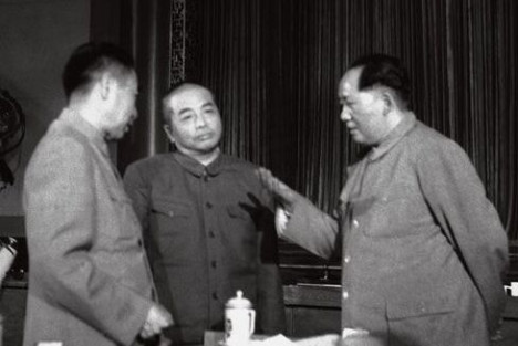 权威揭秘：毛泽东年谱记载使大跃进和庐山会议真相大白