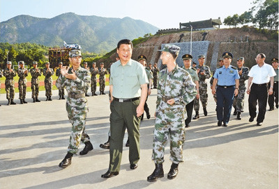 习近平八一前夕看望慰问驻福建部队官兵时强调 扎实推进国防和军队建设改革 坚决完成党和人民赋予的各项任务