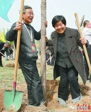 “知青楷模”董加耕的风雨人生路