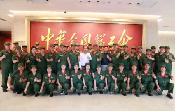 一堂行走的思政课 一场初心的再升华