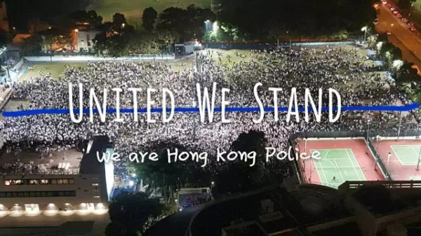 3.3万香港警察站出来了，希望730万市民都能站出来！(现场视频)