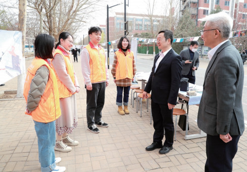 高翔：坚守“三项共识” 落实“三项承诺” 走好践行“两个维护”第一方阵