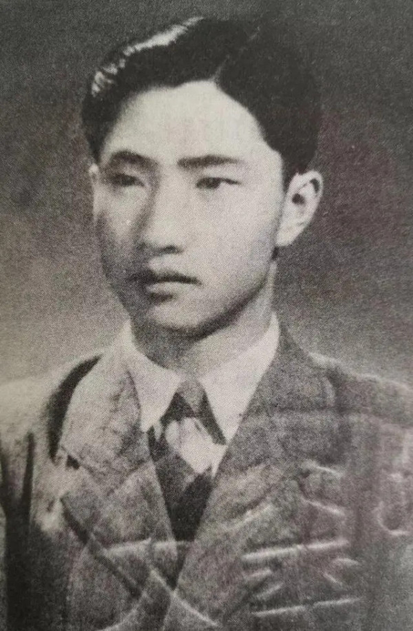 自掏黄金干革命的“医药特工”刘光典