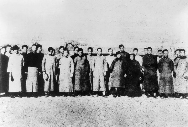 李子洲：五四运动学生领袖，被称为西北的李大钊,毛泽东为他题词陕北共产党奠基人