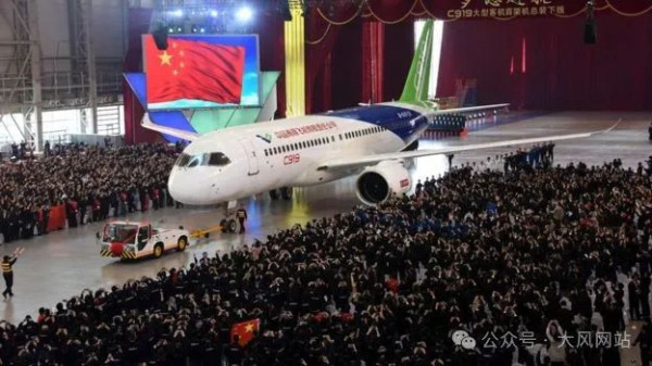 高梁：挺起中国的脊梁：航空工业
