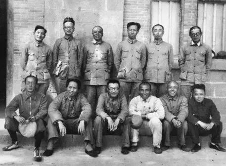 博古的12年革命光影
