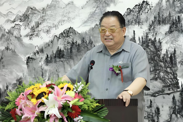 李殿仁将军评《千年长歌》：书文并茂壮诗魂