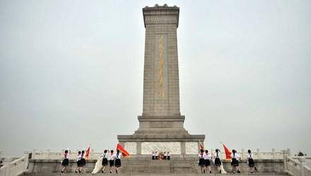 人民英雄纪念碑：九年始成“共和国第一碑”！