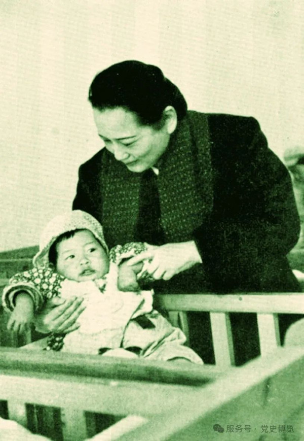宋庆龄与人民政协