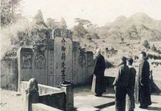 王立华：国共两党同祭黄帝陵，谁更“高”一筹？