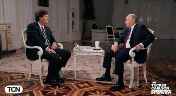 塔克·卡尔森对俄总统普京2小时采访全文