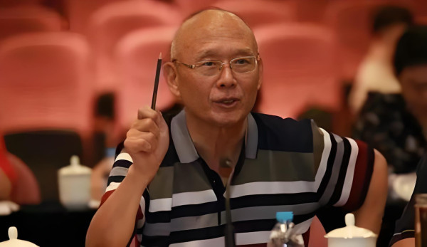 陈先义：这些滥造的新词让老百姓十分讨厌