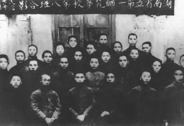 青年毛泽东是怎样应对谣言的？