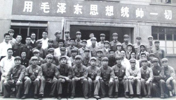 参加核潜艇研制史上一次重大试验的勇士