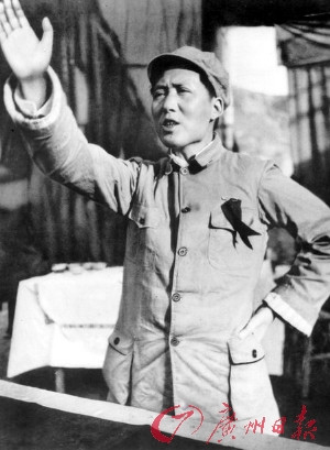 落实“讲话”精神  重建人民文艺 ——学习习近平总书记讲话精神暨新时期文艺观回顾与反思研讨会综述
