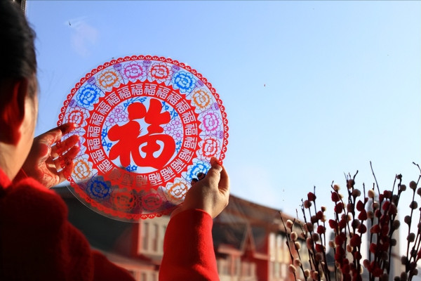 陈先义：阔步走向世界的中国春节