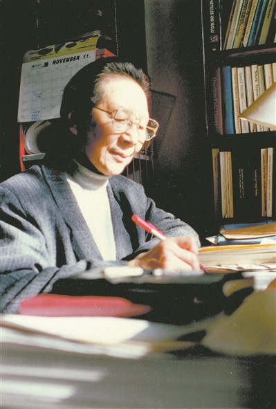 “龙芯一号”上为何刻下她的名字？