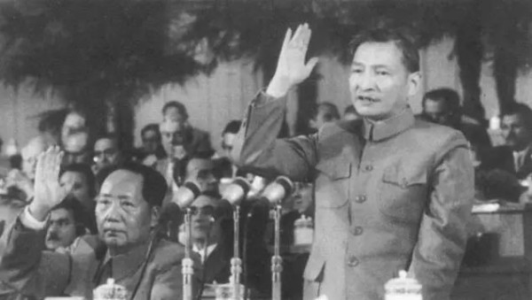 陈云对毛主席哲学著作情有独钟，80多岁还能全文背诵列宁文章