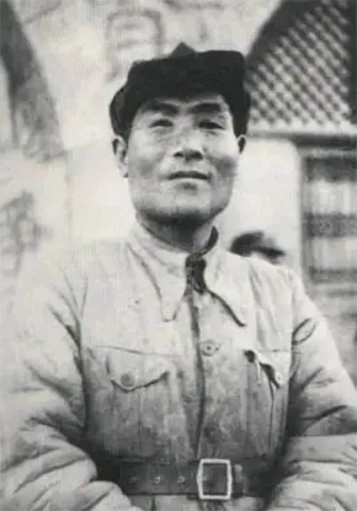 为什么张浩病逝后，毛主席会亲自为他抬棺？