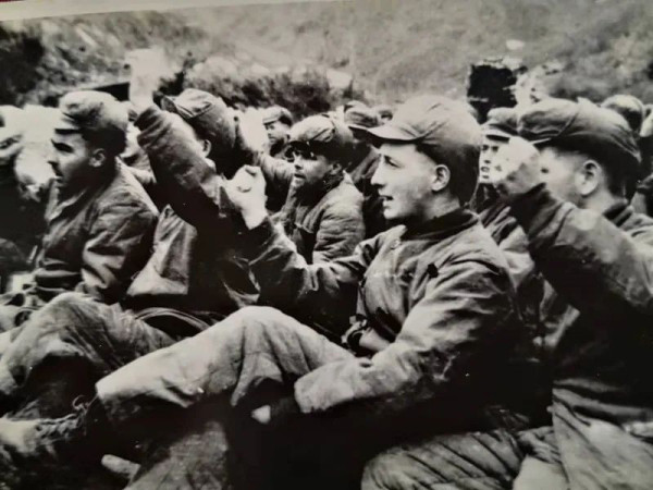 一位志愿军女兵在朝鲜战场的传奇故事