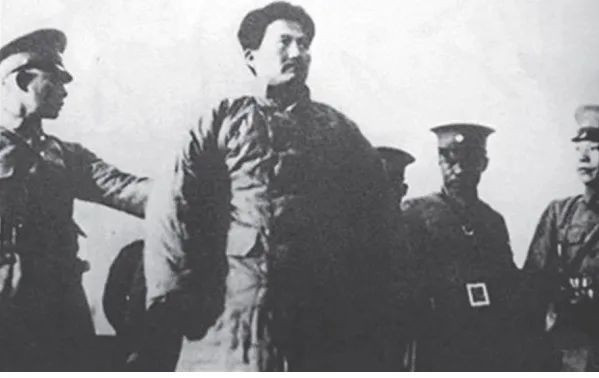 方志敏十几万字的狱中手稿是如何得以留存的？