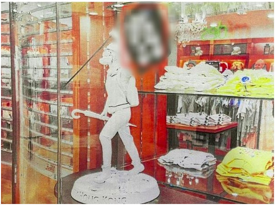 “港独”老板周小龙，移民英国当了垃圾工，患了抑郁症