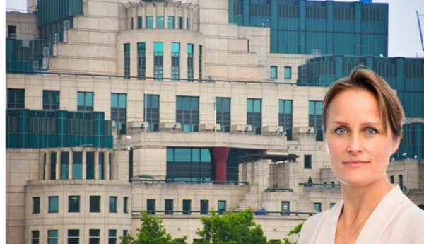 英国对外情报机构最高负责人，有纳粹“血统”